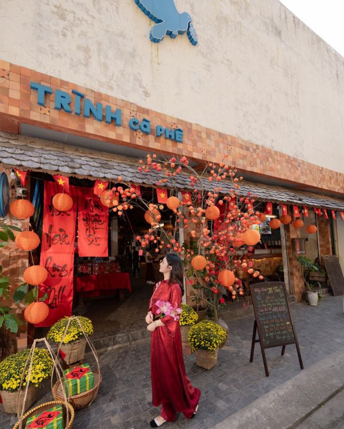 quán cafe mở xuyên Tết tại Đà Nẵng Út Tịch 