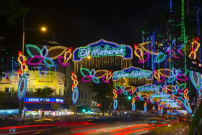 Hari Raya Puasa là lễ hội mùa xuân ở Singapore đặc sắc