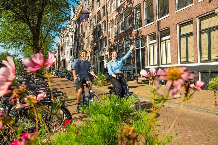 kinh nghiệm du lịch Amsterdam mùa xuân nên làm gì 
