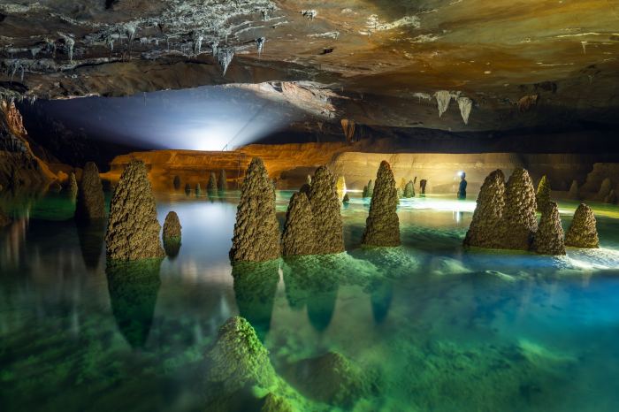 Chi phí đi hang Sơn Đoòng là bao nhiêu thời gian tổ chức tour