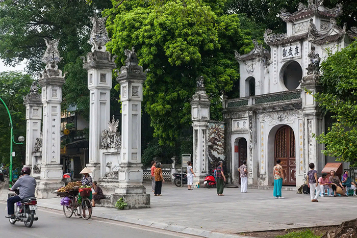 Đến Thăng Long tứ trấn - Đền Quán Thánh