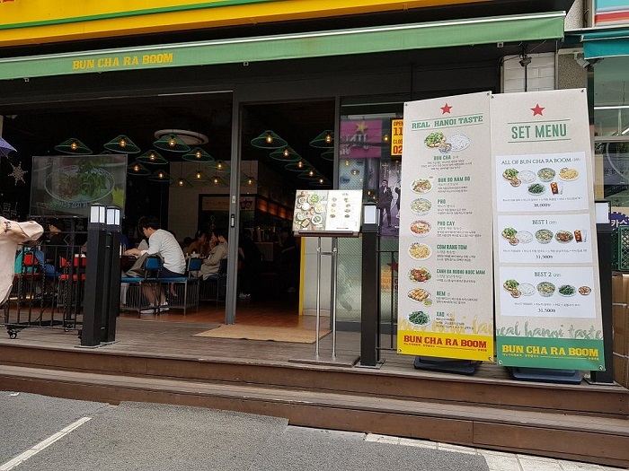 Quán phở Việt ở Hàn Quốc - Bun Cha Ra Boom
