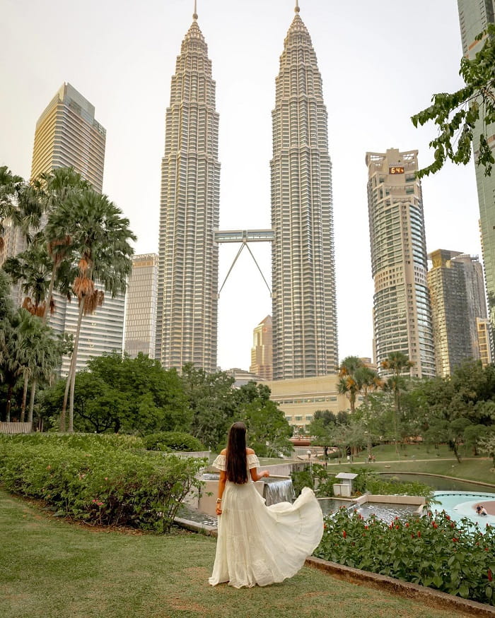 điểm đến nổi tiếng không thể bỏ qua khi đi tour du lịch Singapore MalaysiaSingapore Flyer