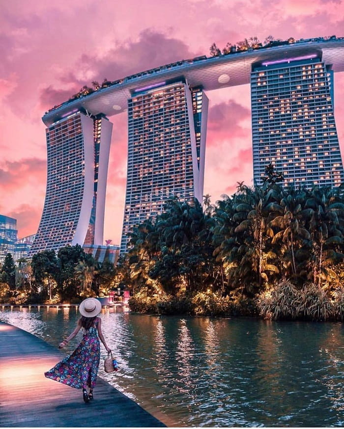 điểm đến nổi tiếng không thể bỏ qua khi đi tour du lịch Singapore MalaysiaSingapore Flyer