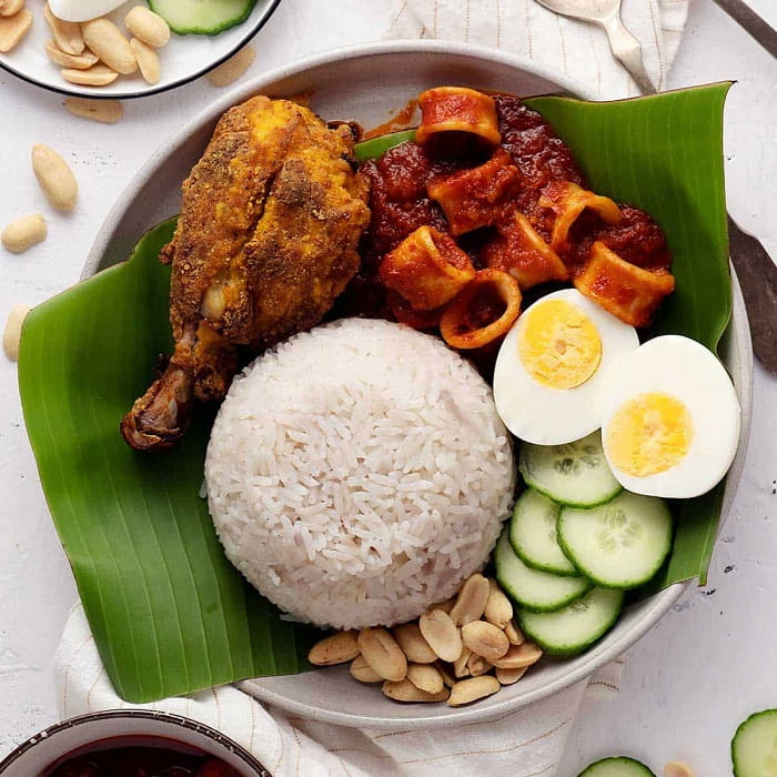 Nên ăn gì khi đi tour du lịch Singapore Malaysia