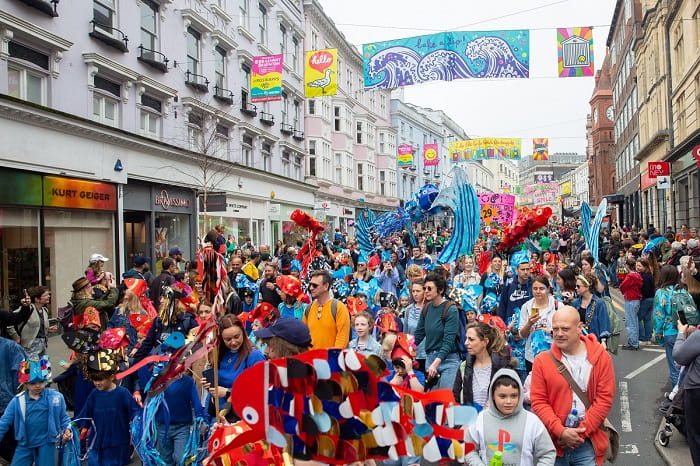 Lễ hội Brighton là lễ hội mùa xuân ở Anh nên trải nghiệm 1 lần 