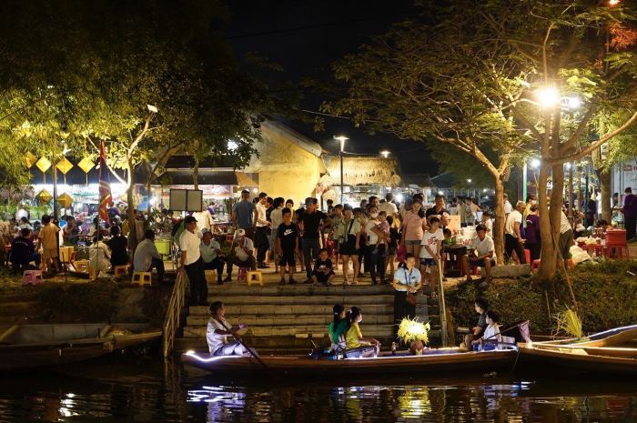 chợ đêm cầu ngói thanh toàn các khu chợ đêm ở Huế