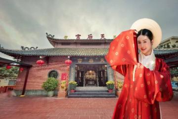 Miếu Bà Ngũ Bang Vũng Tàu: Tọa độ check-in 'Hồng Kông' cực nghệ tại phố Biển