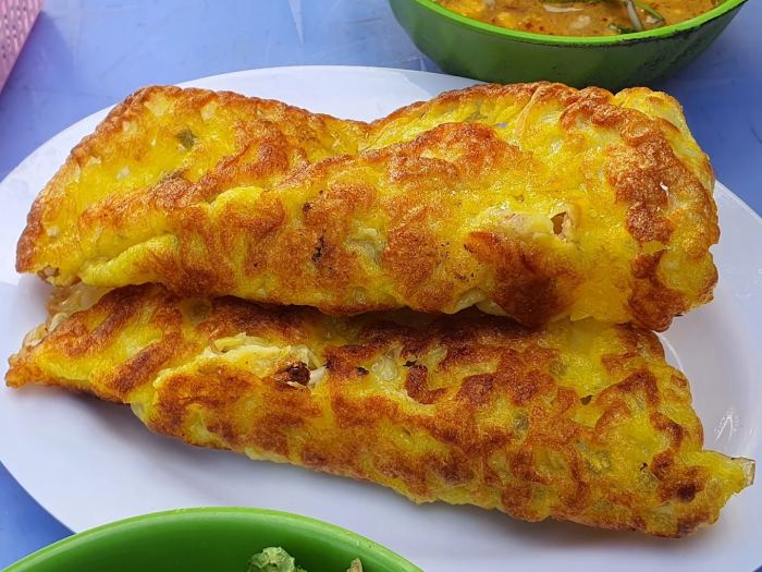 Ăn gì ở Phú Quý bánh xèo mực 