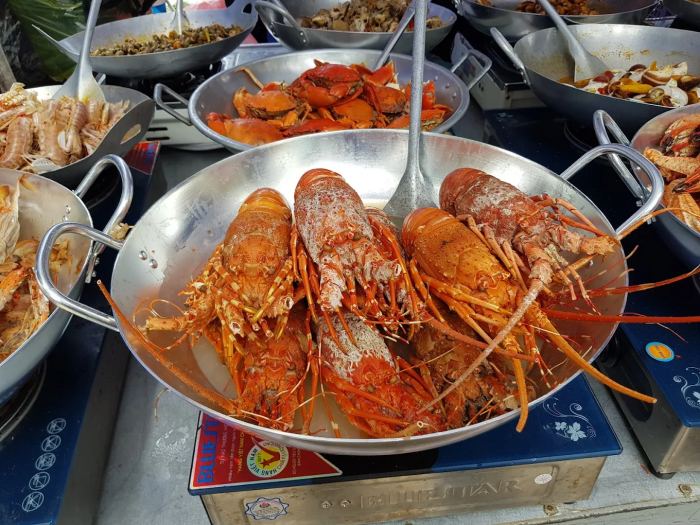 Ăn gì ở chợ Hàng Dương Cần Giờ