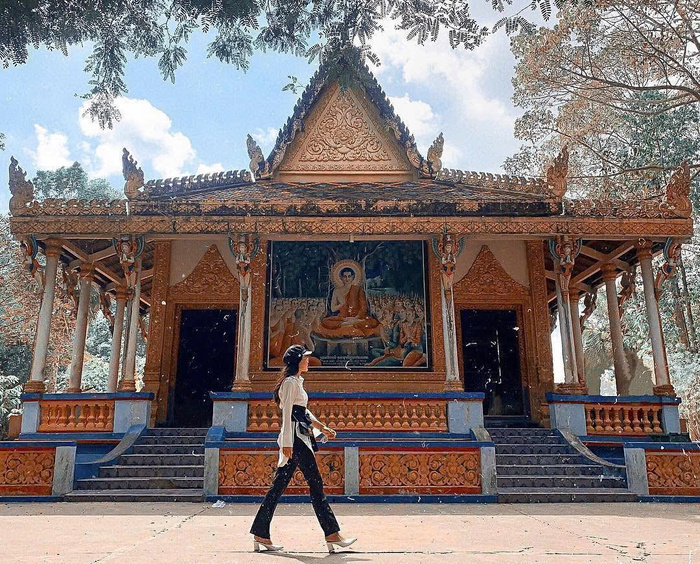 Các điểm du lịch tâm linh nổi tiếng miền Nam - Chùa Dơi, Cần Thơ