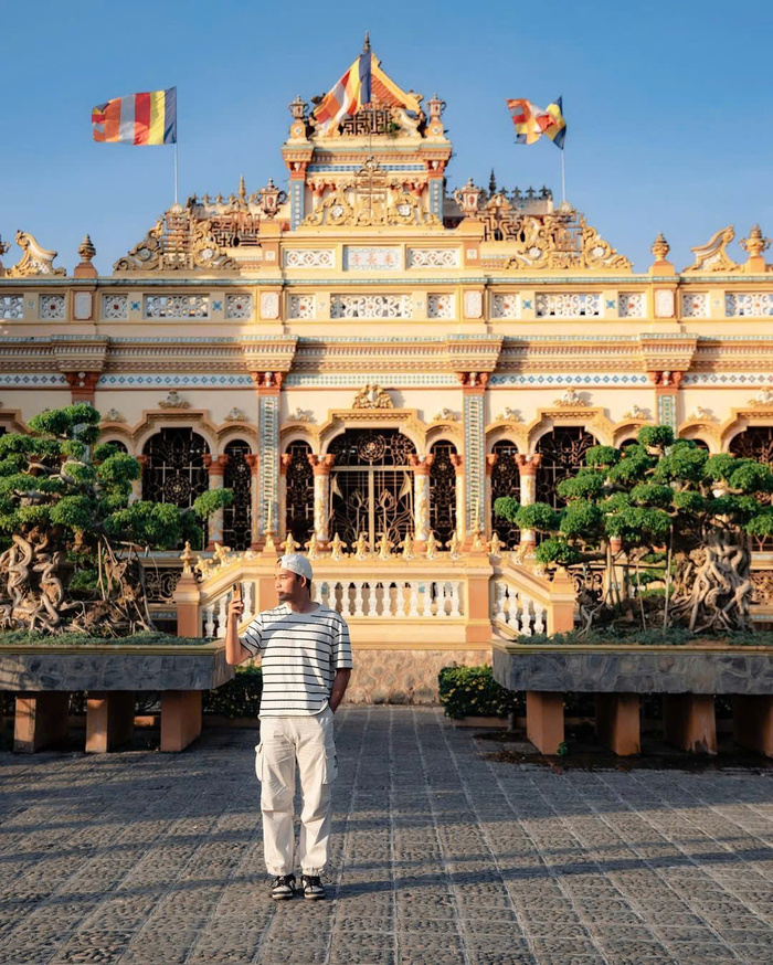 Các điểm du lịch tâm linh nổi tiếng miền Nam - Chùa Vĩnh Tràng, Đồng Tháp