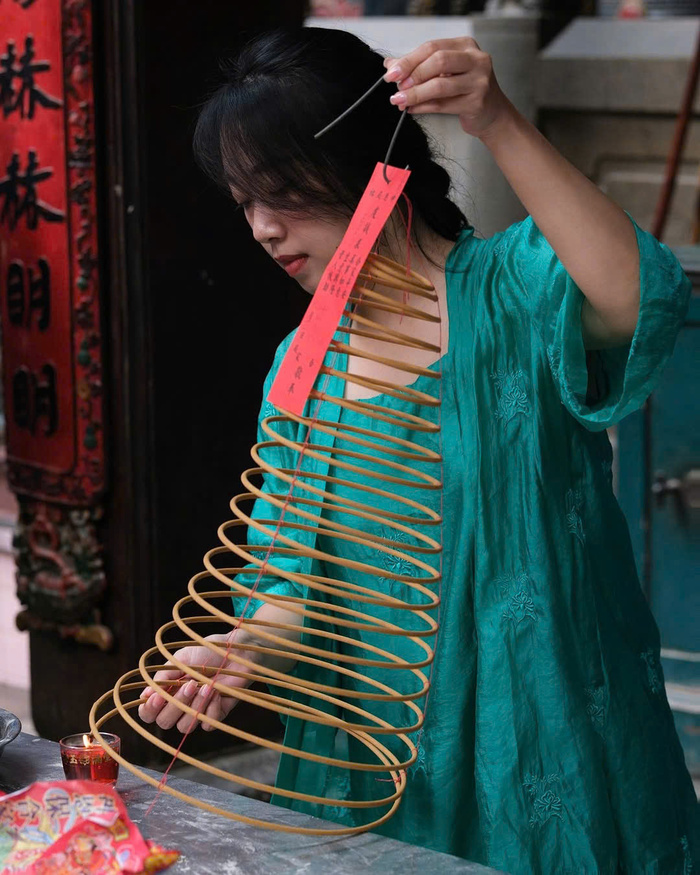 Các điểm du lịch tâm linh nổi tiếng miền Nam - Chùa Bà Thiên Hậu, TP Hồ Chí Minh