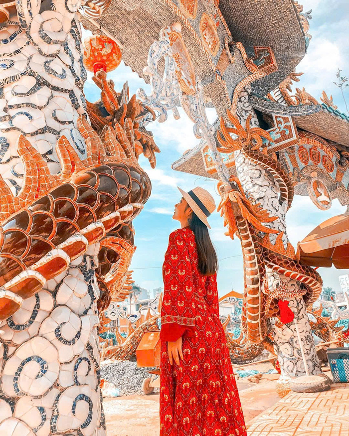 Các điểm du lịch tâm linh nổi tiếng miền Nam - Chùa Miếu Nổi, TP Hồ Chí Minh