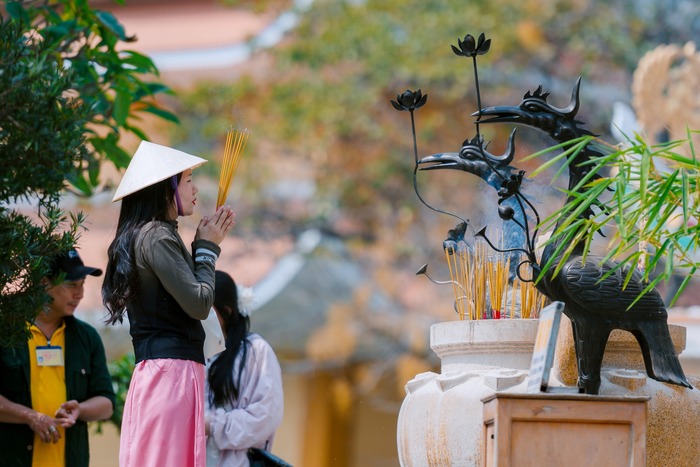 Các điểm du lịch tâm linh nổi tiếng miền Nam - Chùa Bà Đen, Tây Ninh