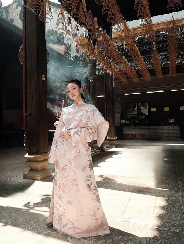 Các điểm du lịch tâm linh nổi tiếng miền Nam - Chùa Bà Thiên Hậu, TP Hồ Chí Minh