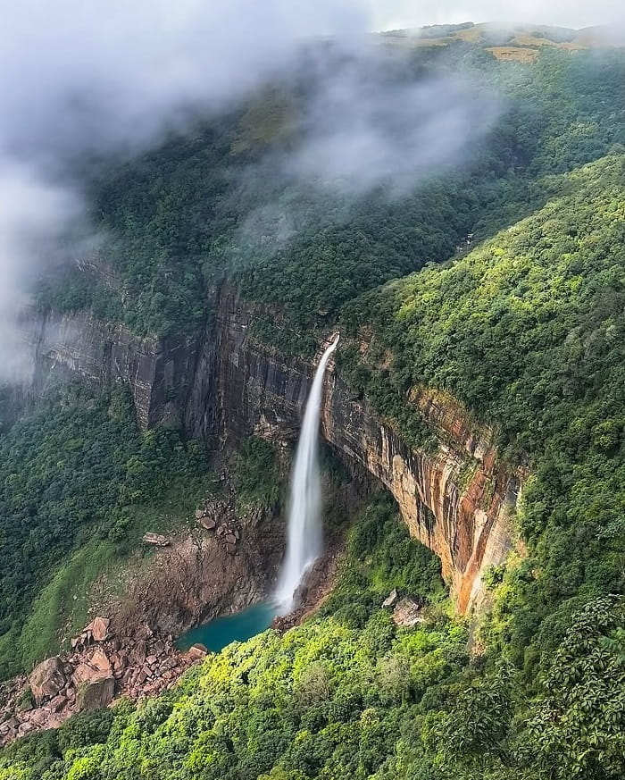 Vẻ đẹp thác Nohkalikai Ấn Độ