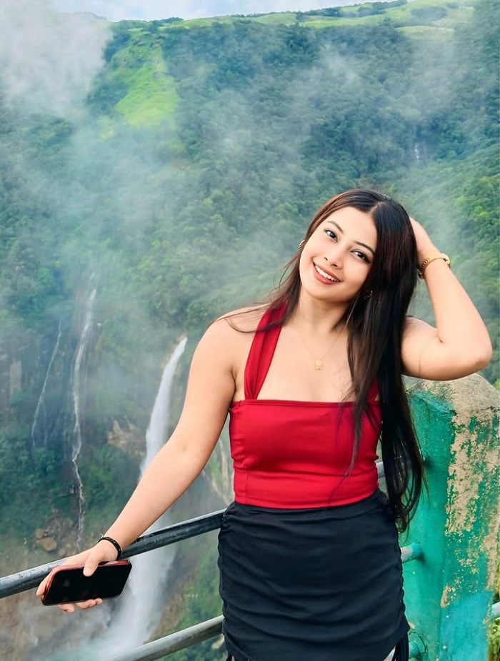 Khám phá thác Nohkalikai Ấn Độ