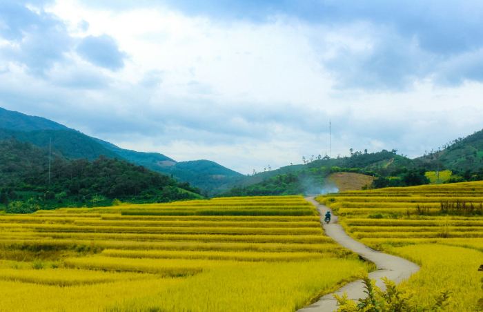 Thác Kôi Tó Kon Rẫy