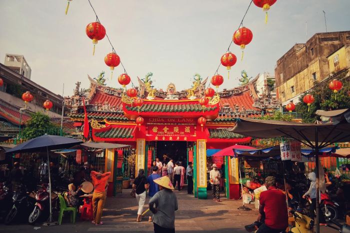 Chùa Người Hoa ở Sài Gòn Ôn Lăng