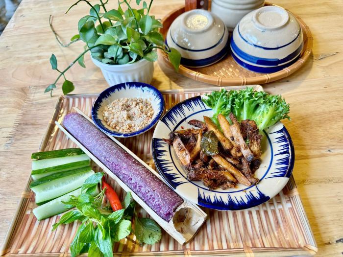 mộc nhiên ẩm thực chay xứ Huế