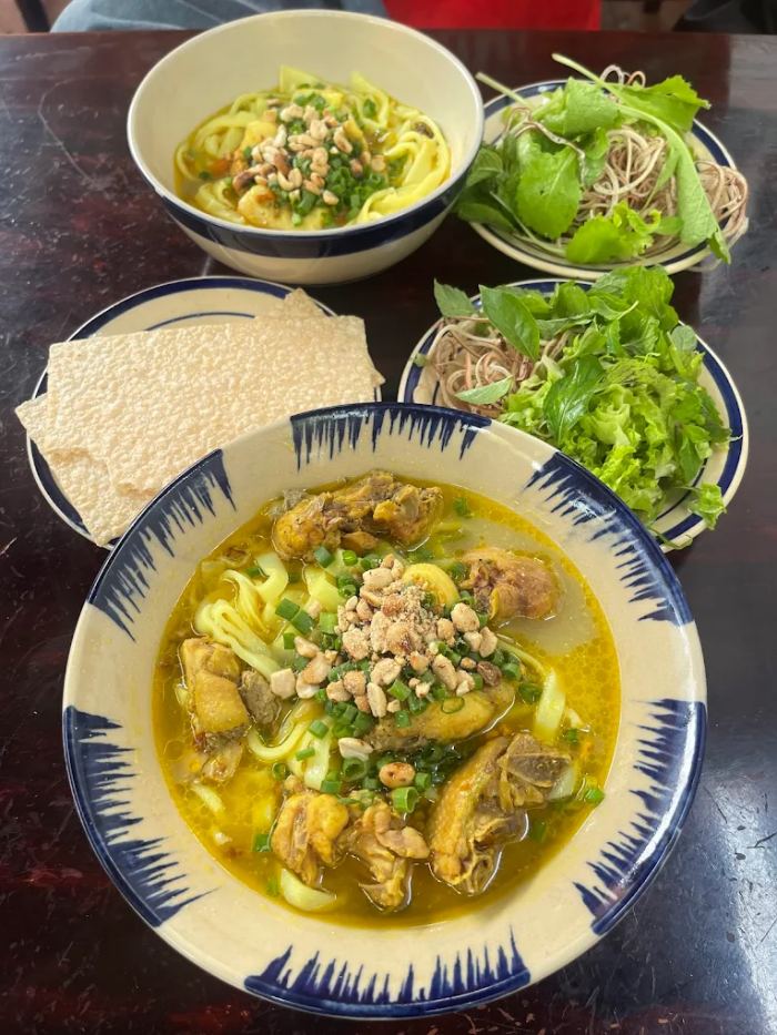 Quán mì Quảng ngon ở Nha Trang 