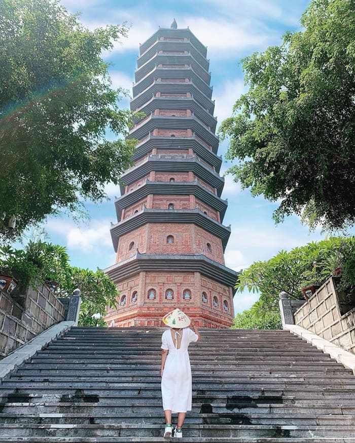 chùa Bái Đính Ninh Bình - tháp xá lợi Phật