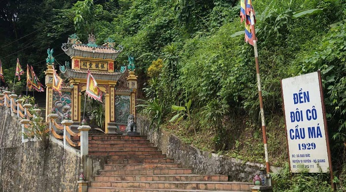 Đền Đôi Cô Cầu Má Hà Giang thu hút nhiều du khách