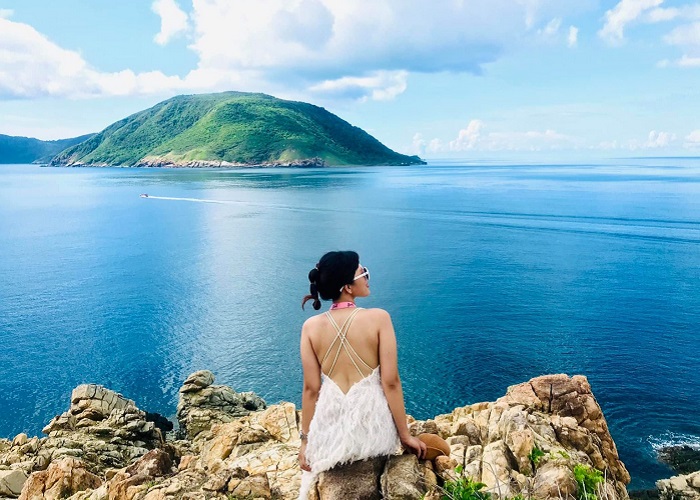 địa điểm ngắm bình minh đẹp nhất Côn Đảo - cảng Bến Đầm