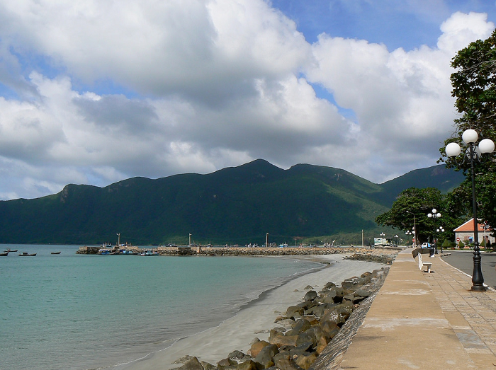 Địa điểm ngắm bình minh đẹp nhất Côn Đảo - cầu tùa 914