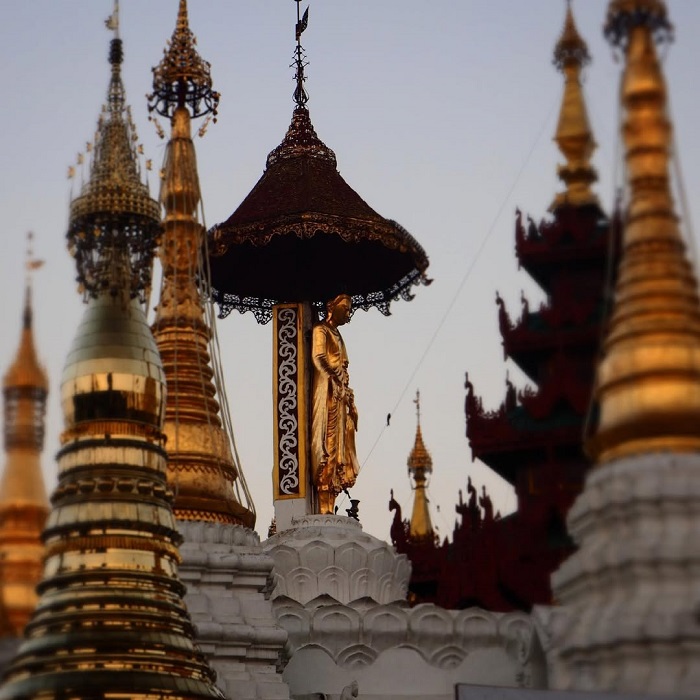 Chùa Shwedagon là ngôi chùa vàng trên thế giới có nhiều tòa tháp màu vàng