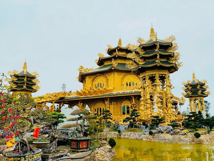 Chùa Phúc Lâm là ngôi chùa vàng trên thế giới nằm ở Việt Nam
