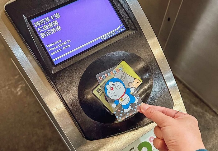 Thanh toán khi đi trạm tàu MRT Đài Loan