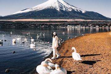 Hồ Yamanaka Nhật Bản - điểm chill 'cực phẩm' dưới chân núi Phú Sĩ!