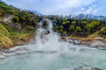 Thư giãn cực chill tại suối nước nóng Vàng Pó Lai Châu