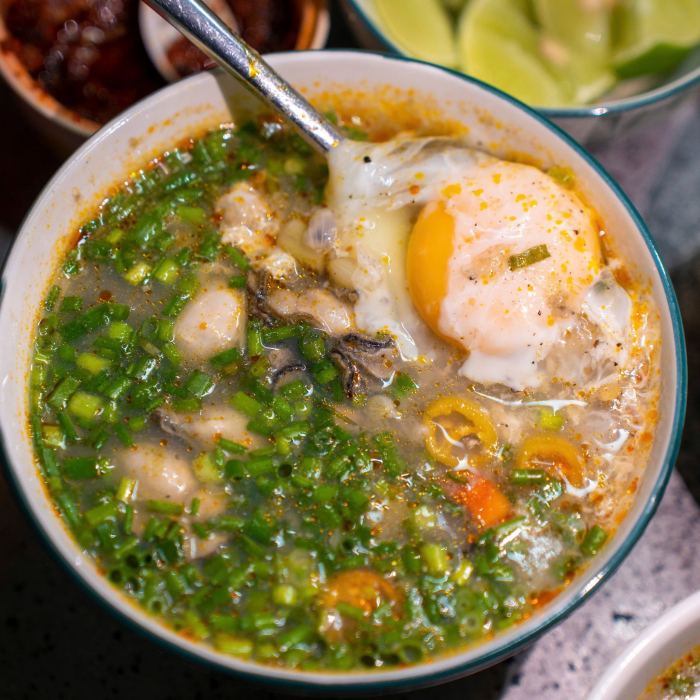 cháo hàu Lăng Cô quán ven đầm Lập An