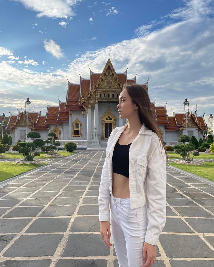 Tham quan chùa Wat Benchamabophit Bangkok