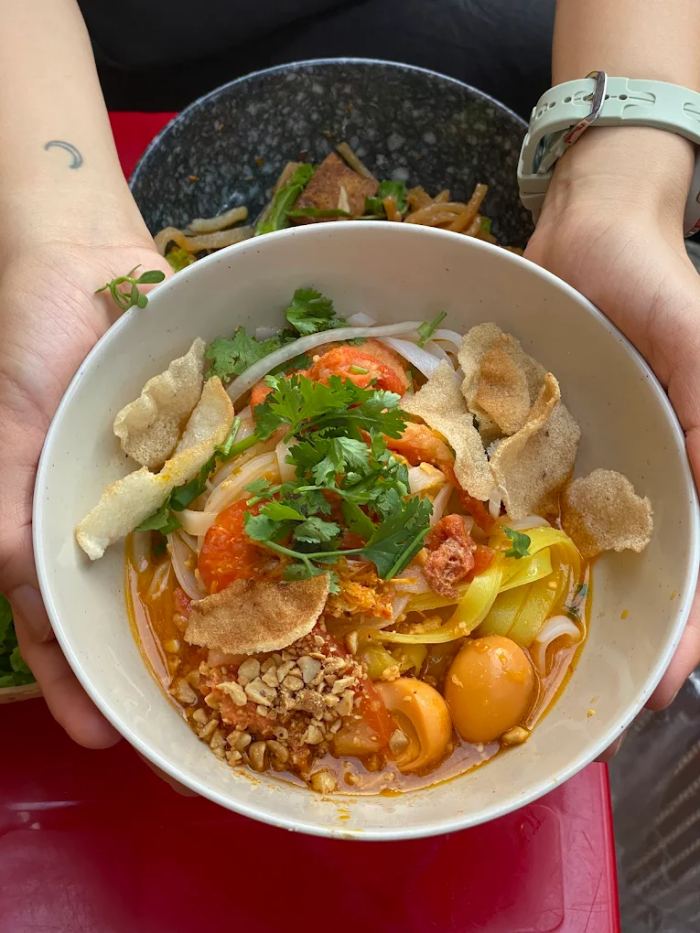 quán mì quảng ngon ở Hội An dì Hát