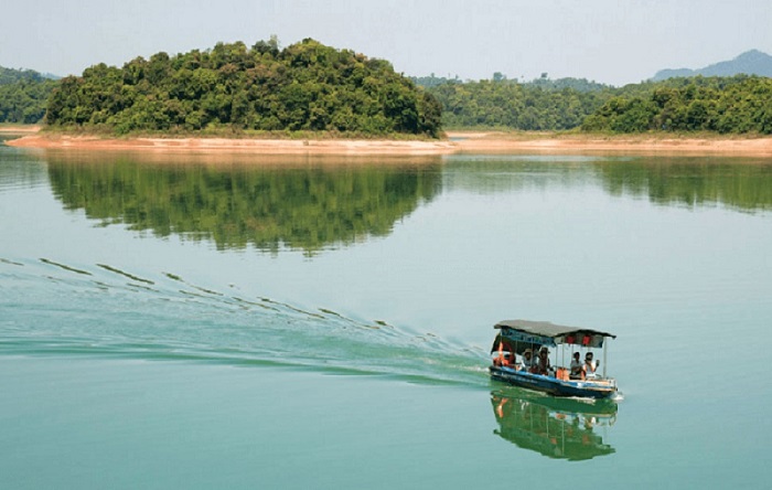 Trải nghiệm thú vị ở hồ Cánh Chim Thanh Hóa 