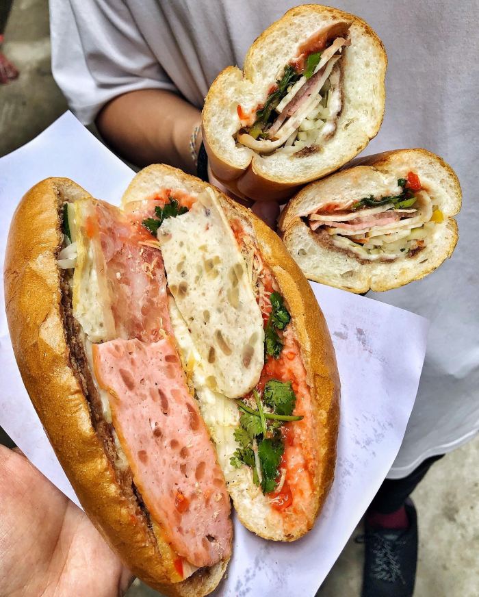 tiệm bánh mì lâu đời ở Sài Gòn Như Lan