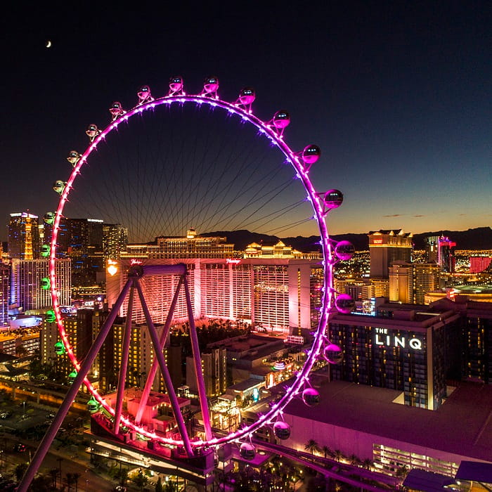 Vòng quay High Roller là địa điểm nổi bật ở đại lộ Las Vegas Mỹ