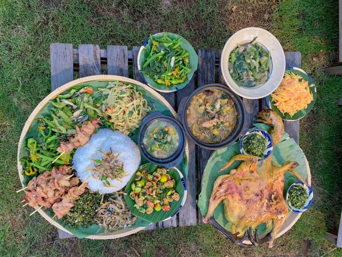 quán cơm đồng bào ngon ở Đắk Lắk Cơm đồng bào Ami Hà Linh 