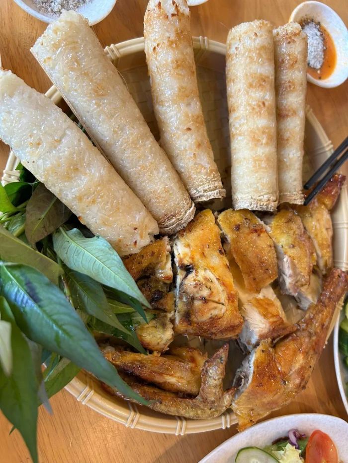 ăn gì ở Khánh Sơn Khánh Hòa