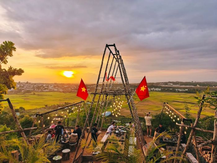 quán lẩu nướng ngon ở Pleiku  Quán nướng La La Land 