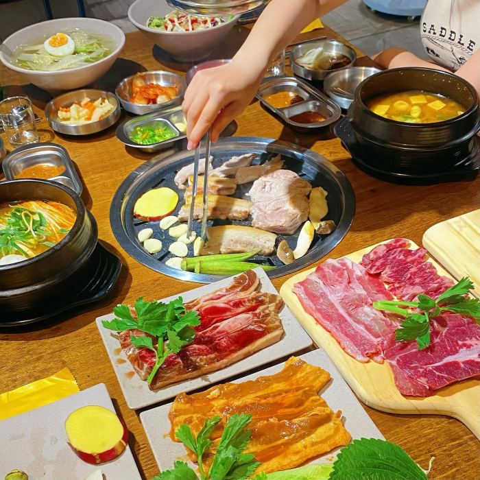 nhà hàng Hàn Quốc ở Nha Trang GOGIGUI KOREA BBQ 고기구이