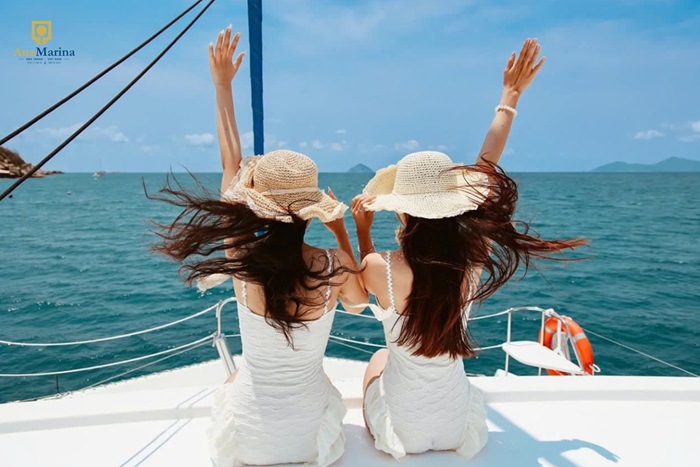 bến tàu du lịch Nha Trang - Tour du thuyền 5 sao