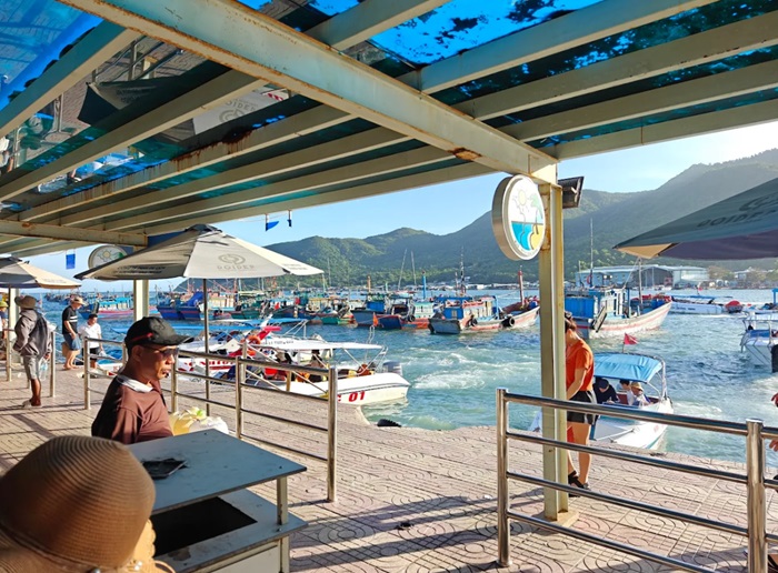 bến tàu du lịch Nha Trang - trung tâm