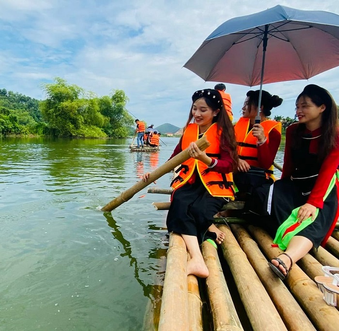 Làng văn hóa Động Sơn Tuyên Quang có cảnh đẹp yên bình