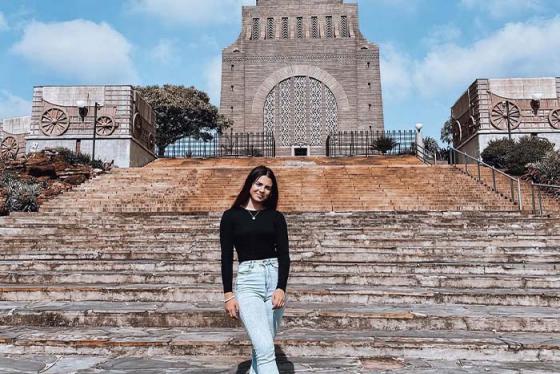 Giữa đất trời Pretoria, có một đài tưởng niệm Voortrekker Nam Phi kể chuyện quá khứ