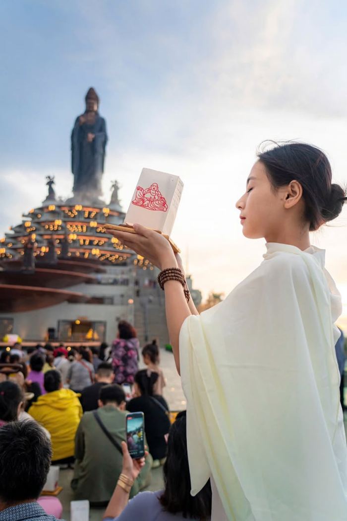 Kinh nghiệm đi lễ dâng đăng Bà Đen